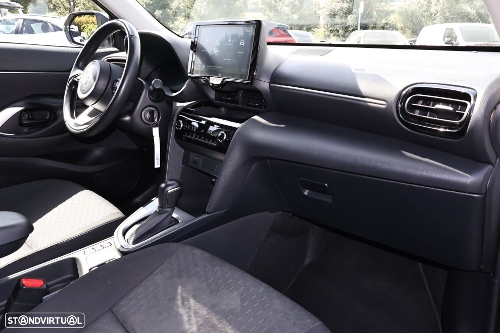 Toyota Yaris Cross - 15
