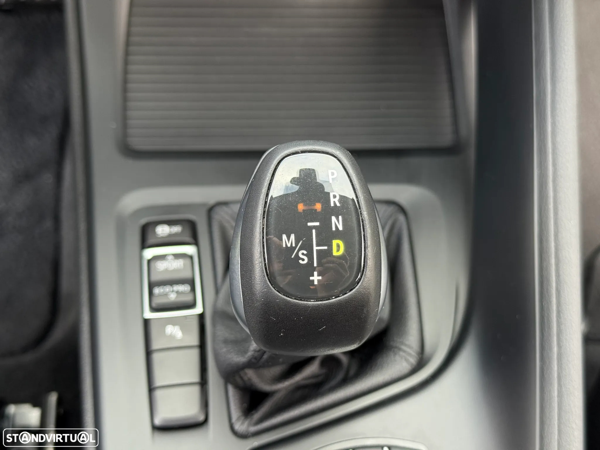 BMW X1 18 d sDrive Auto Pack M - 9