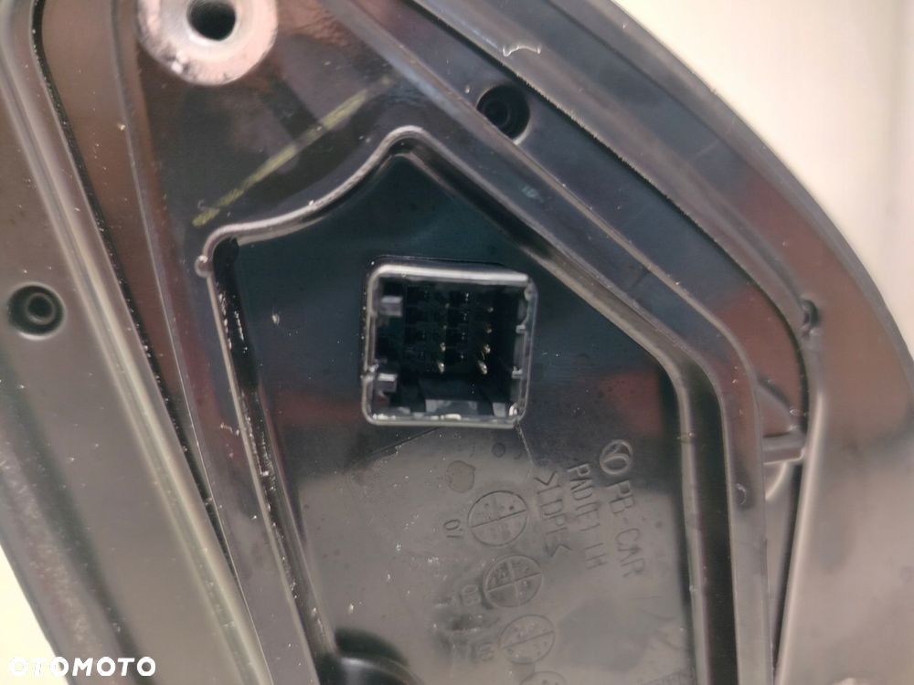 hyundai i20 i lift 12r- lusterko lewe zewnętrzne 8 pinów phw - 8