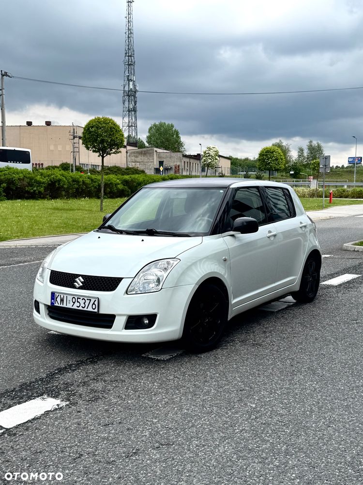 Suzuki Swift 1.3 Limited 25 - 2
