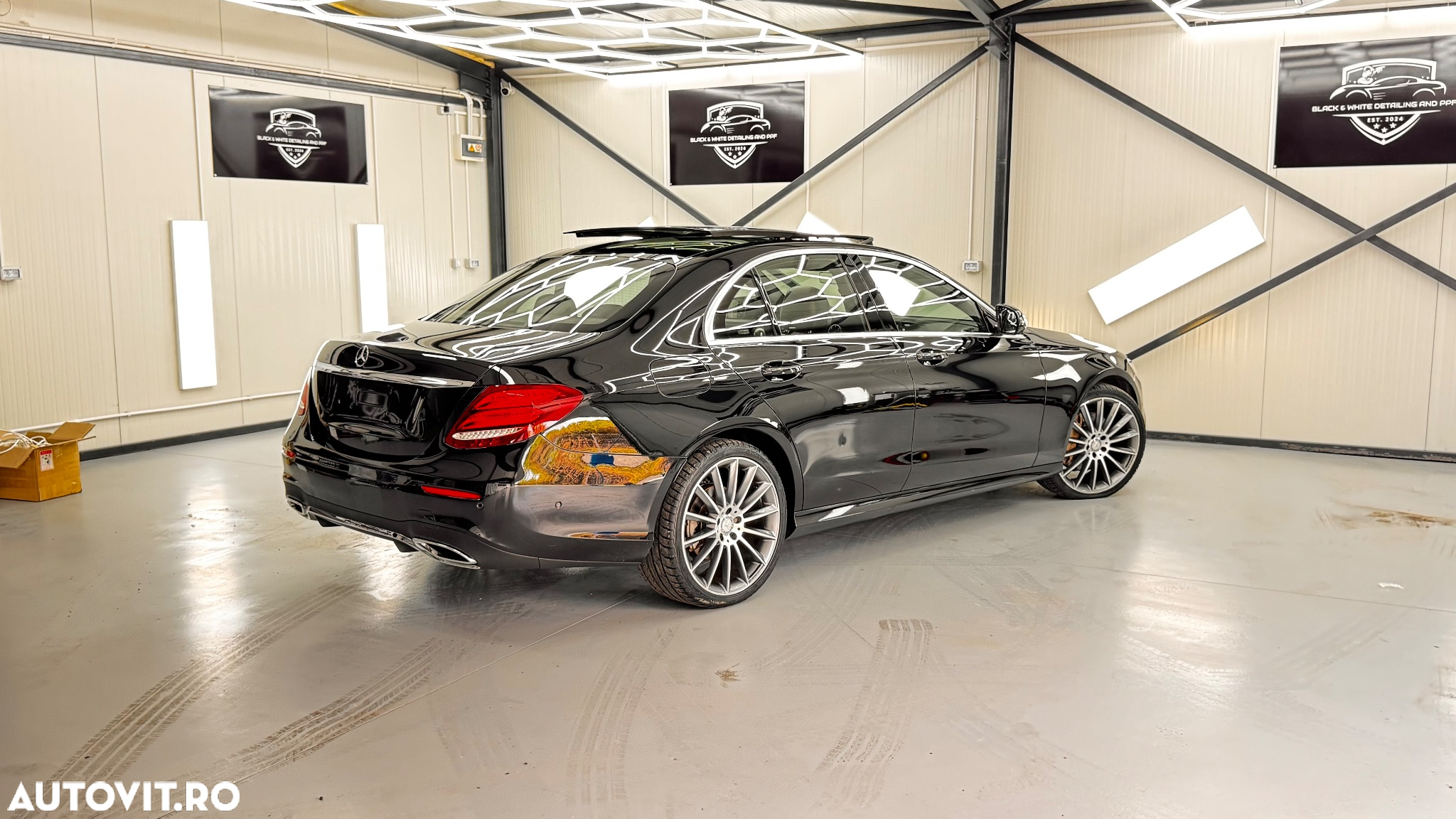 Mercedes-Benz E 220 d 9G-TRONIC AMG Line - 3