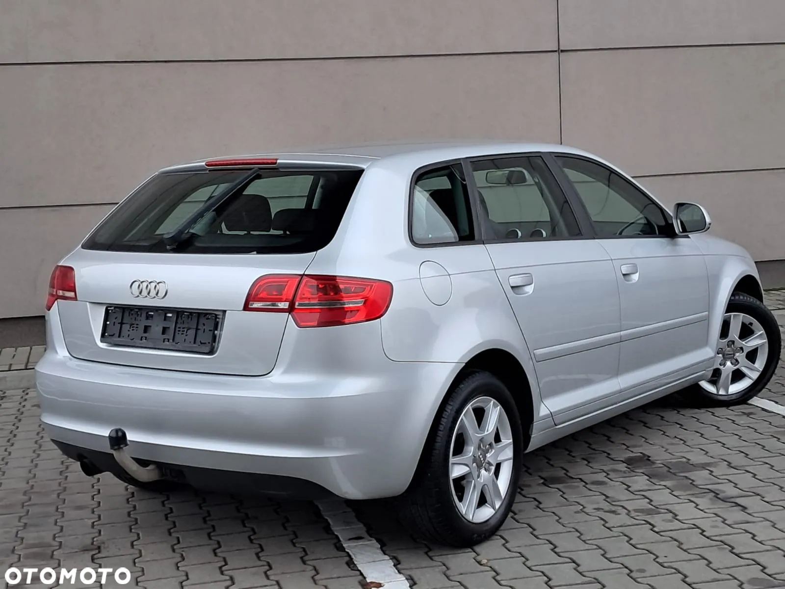 Audi A3 1.6 Attraction - 14