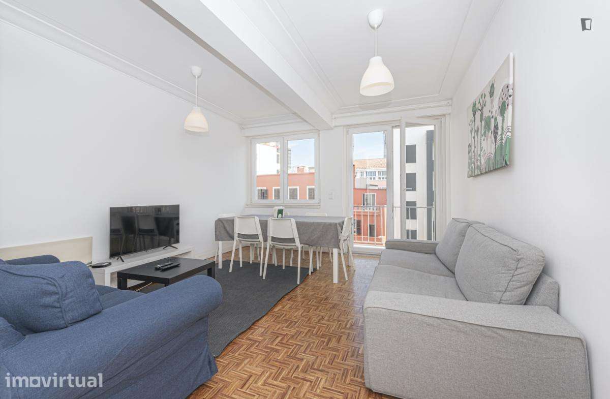 Quarto - localizado em Campolide Lisbon - Grande imagem: 2/24