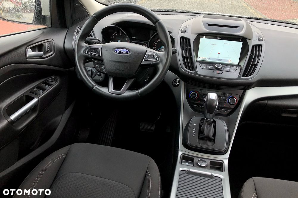 Ford Kuga 1.5 EcoBoost 2x4 Titanium - 28