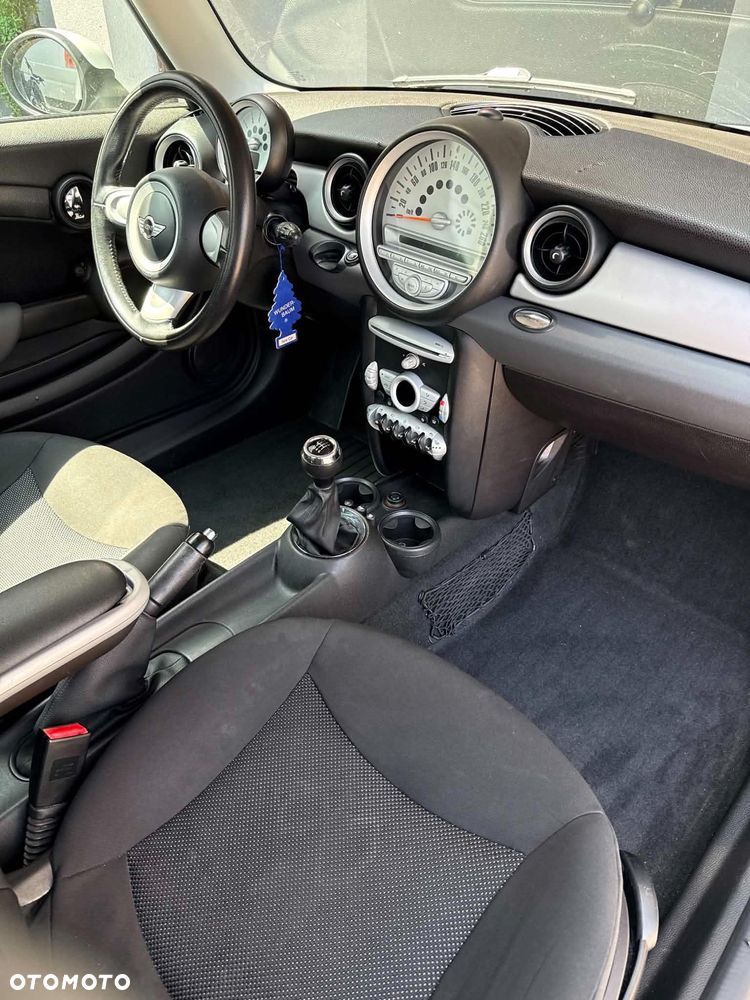 MINI Cooper - 12