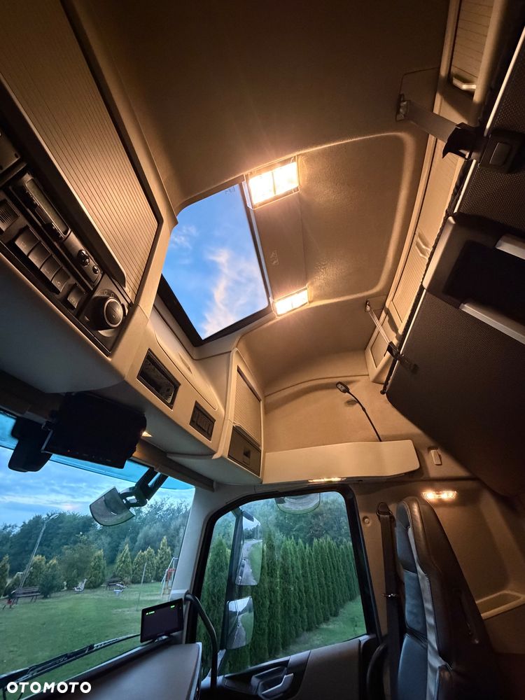 Volvo FH 500 KM FUL OPCJA HAKOWIEC HYWA 6X2 SKÓRA PERFEKCYJNY Z NIEMIEC - 20