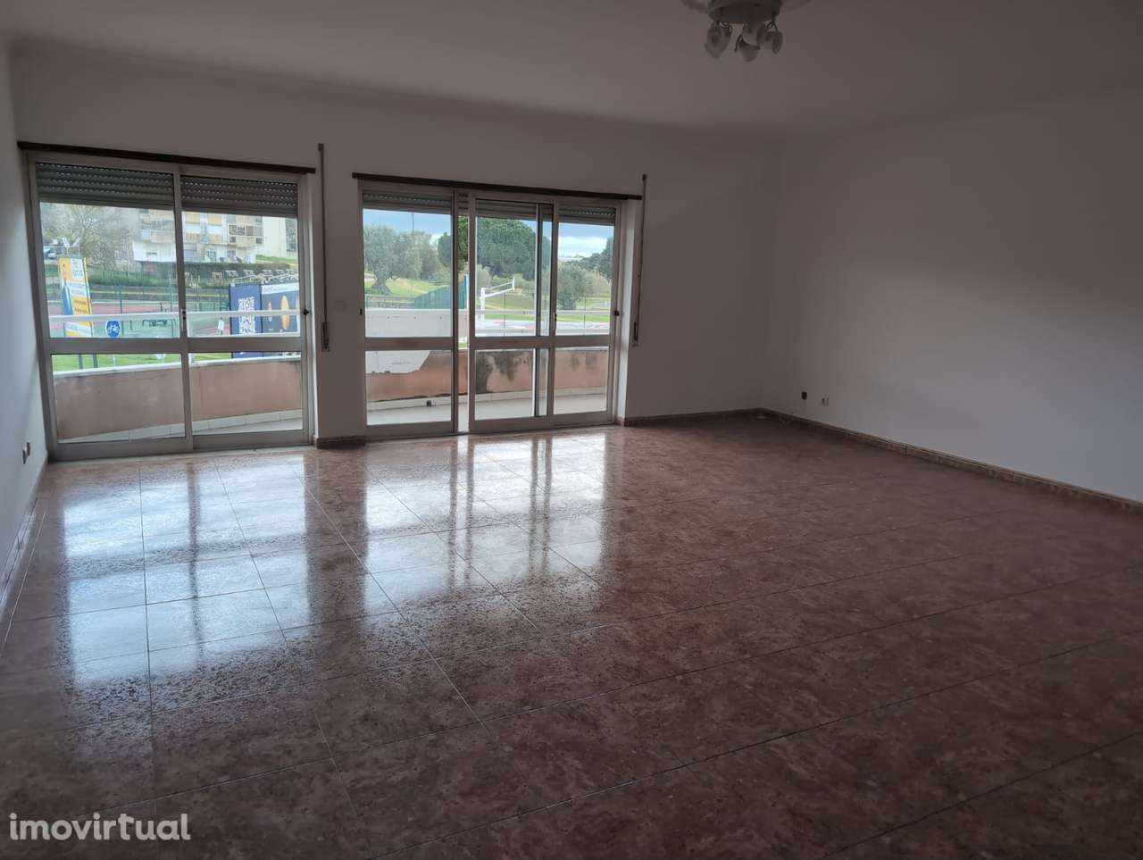 Apartamento T3 com Parqueamento em Benavente - Grande imagem: 3/16