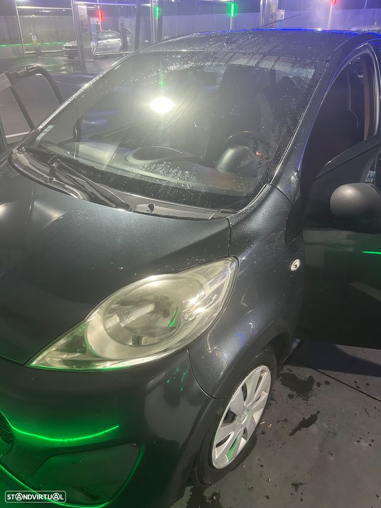 Peugeot 107 1.0 Active - 2