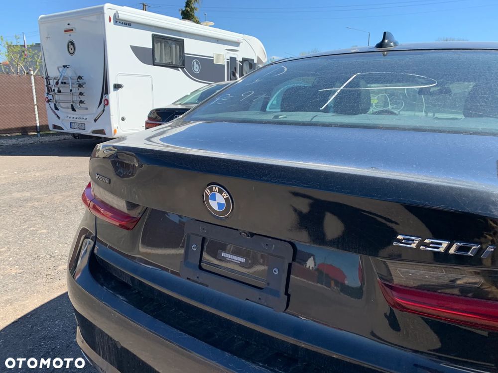 BMW Seria 3 330i xDrive - 8