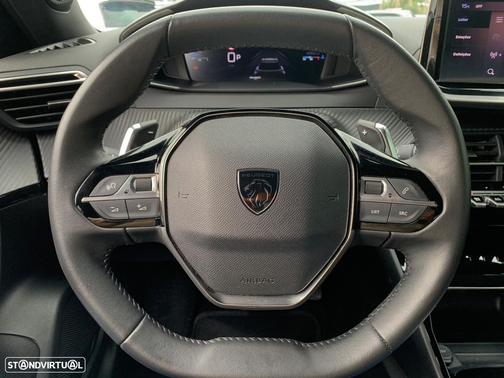 Peugeot 2008 1.5 BlueHDi Allure EAT8 - 18