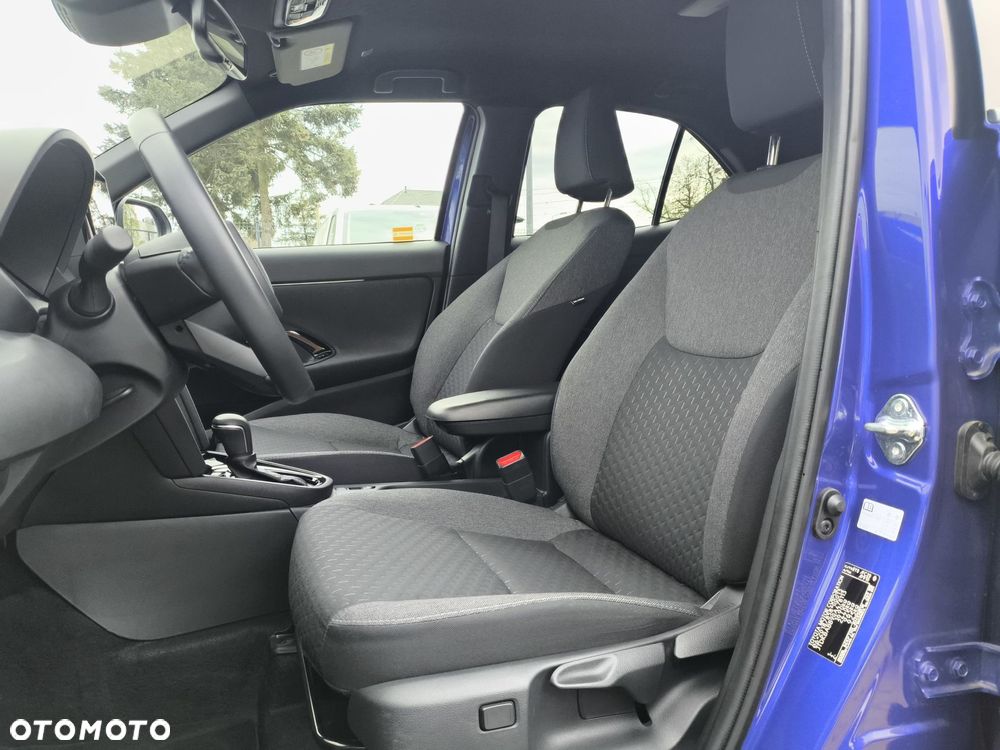 Toyota Yaris Cross - 13