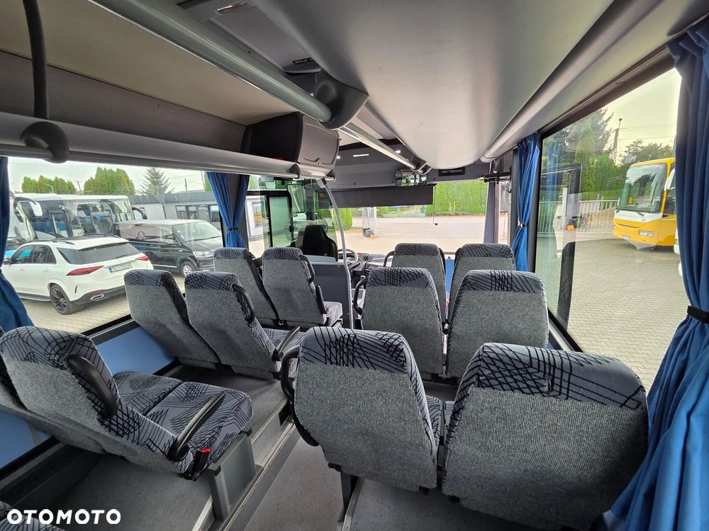 Iveco CROSSWAY/ SPROWADZONY/ 186 000 KM / MANUAL/ 64 MIEJSCA + STOJĄCE - 28