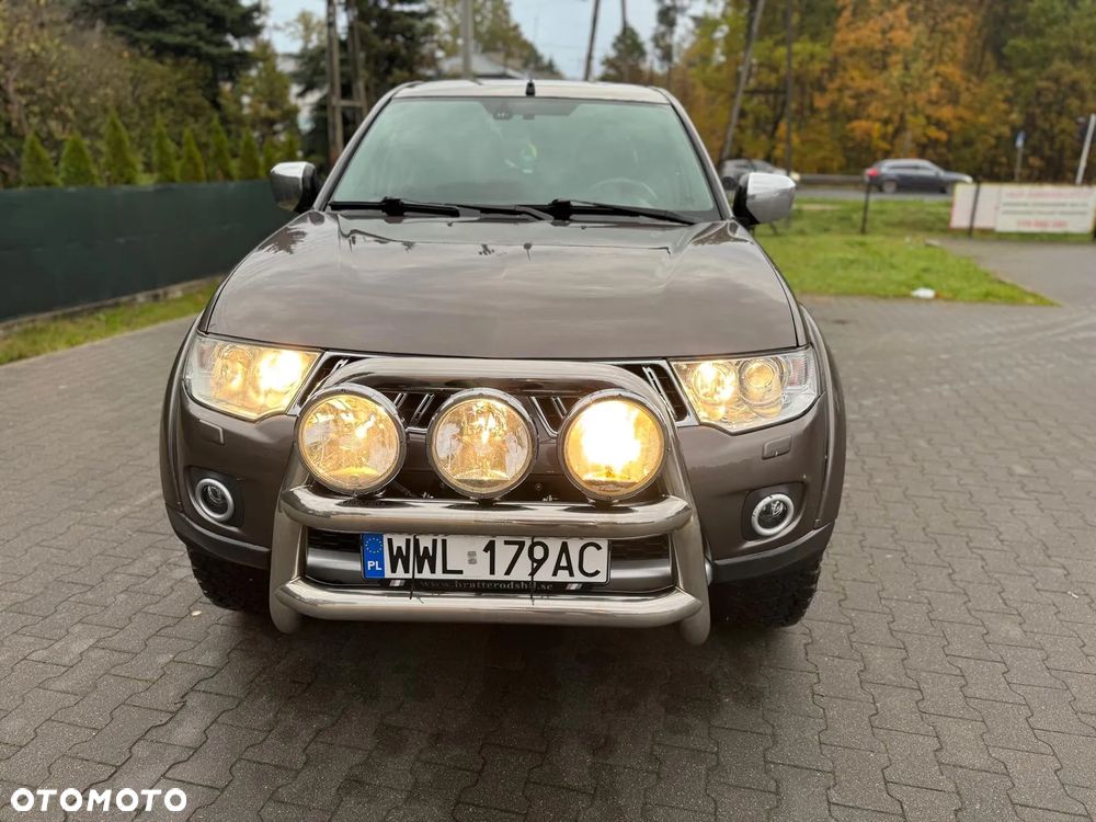 Mitsubishi L200 Pick Up 4x4 Autm DPF Instyle Double Cab - 8