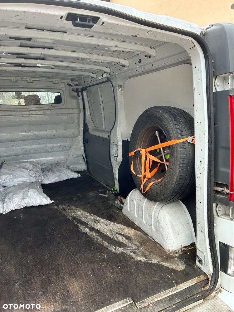 Opel Vivaro - 16