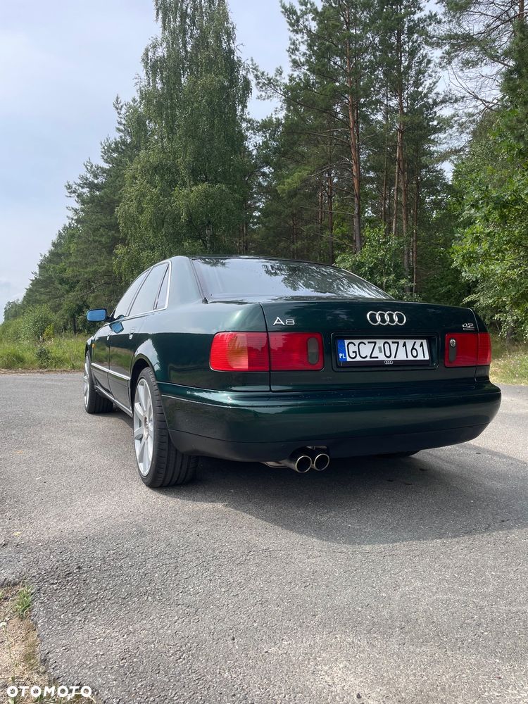 Audi A8 - 7
