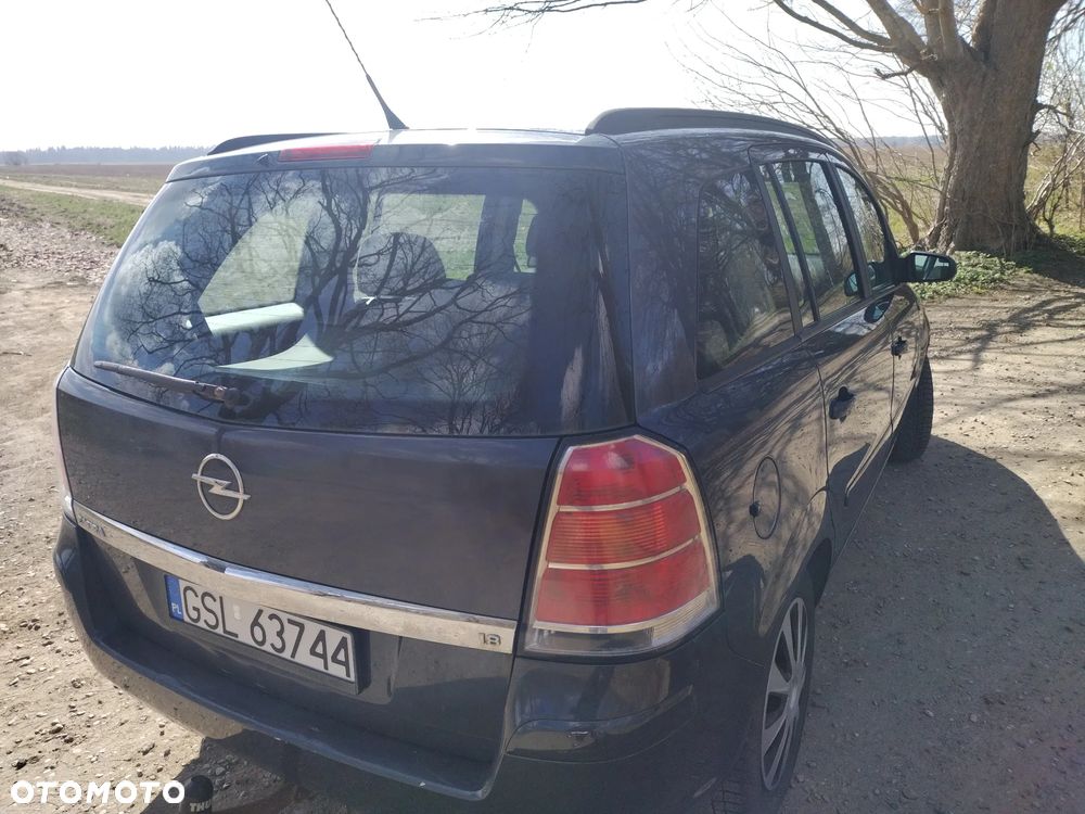 Opel Zafira 1.8 - 4