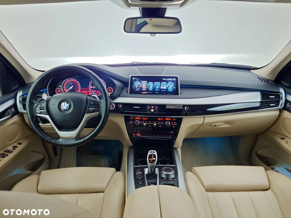 BMW X5 xDrive25d - 13