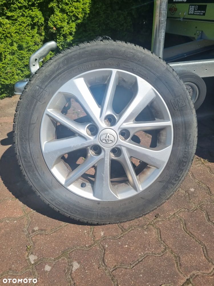 Toyota Auris 1.6 Premium + - 34