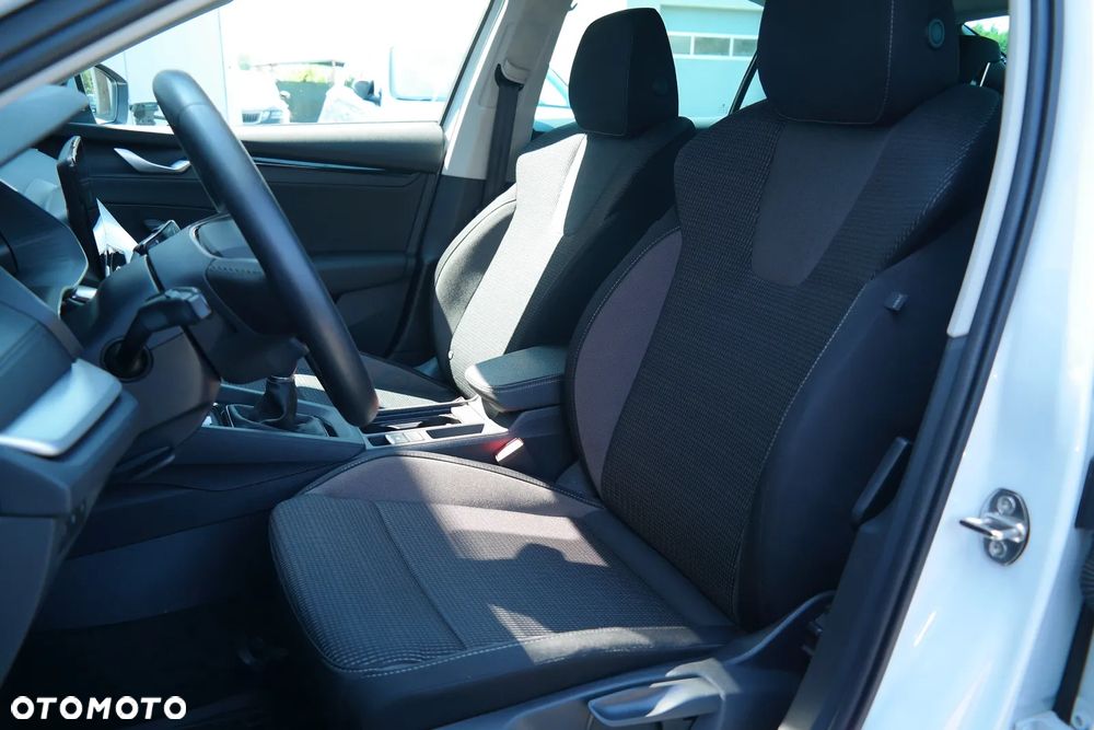 Skoda Octavia 1.5 TSI Selection - 11
