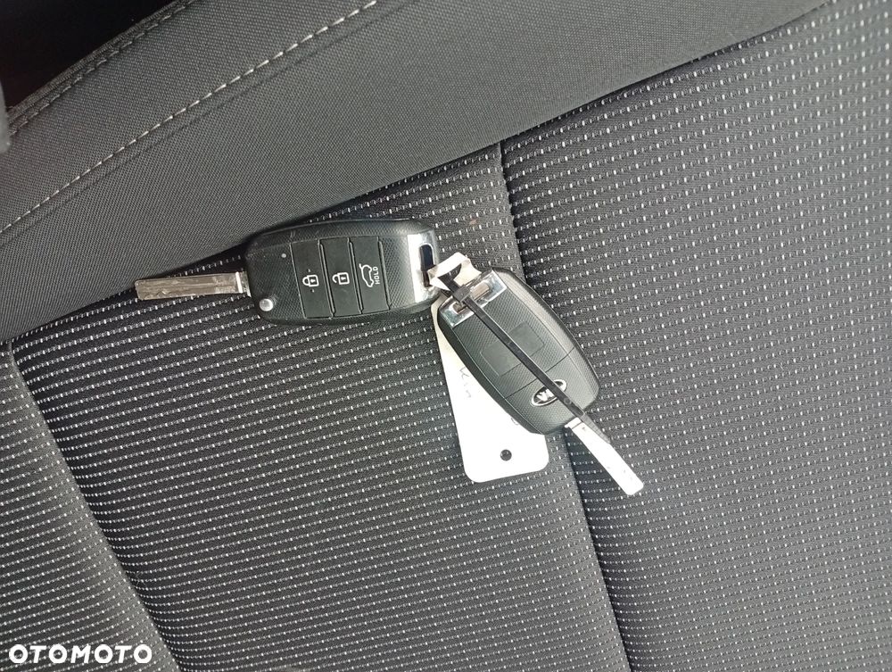 Kia Sportage 1.6 GDI 2WD DREAM-TEAM EDITION - 14