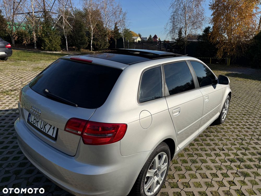 Audi A3 Sportback 1.6 Attraction - 17