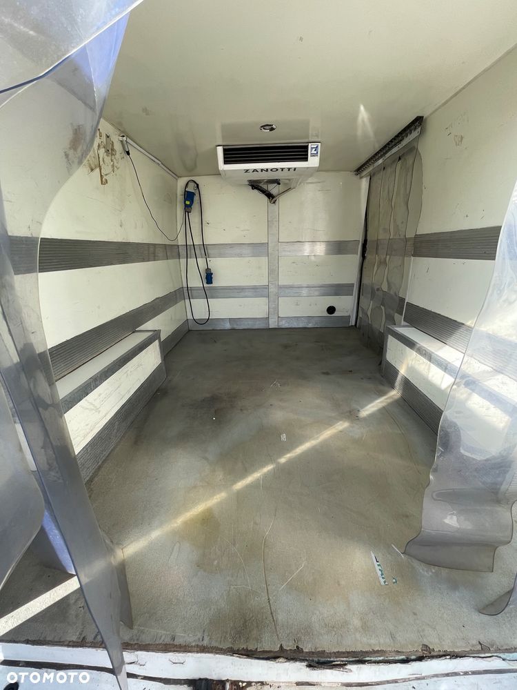Ford Transit - 8