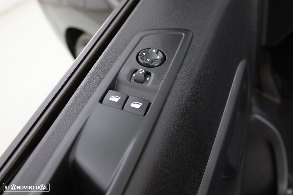 Peugeot e-Traveller 75 kWh Long - 18