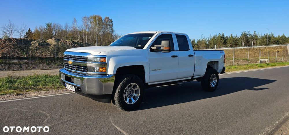 Chevrolet Silverado - 3