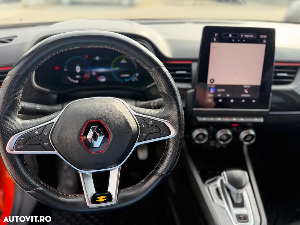 Renault Arkana E-TECH RS Line - 12