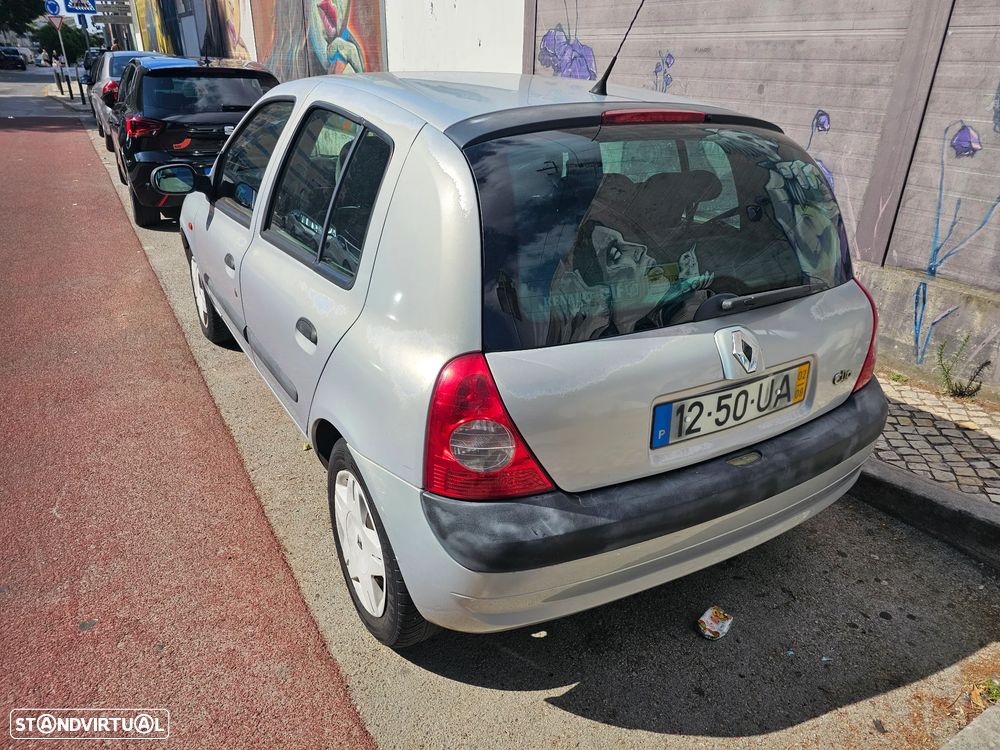 Renault Clio 1.2 16V Confort - 7