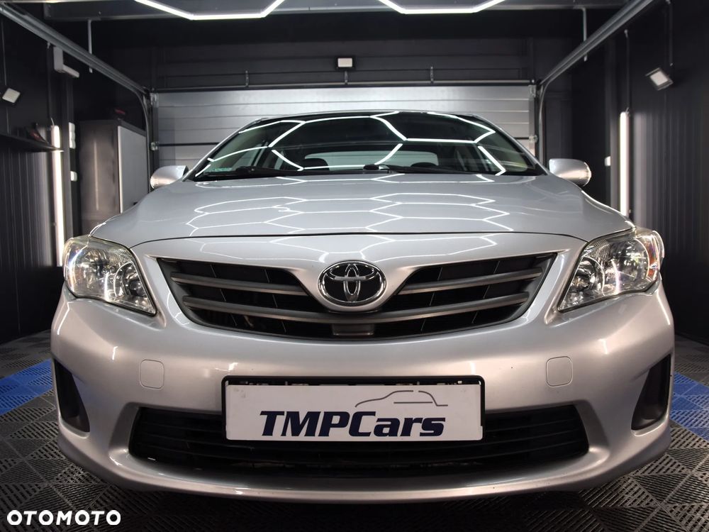 Toyota Corolla - 6