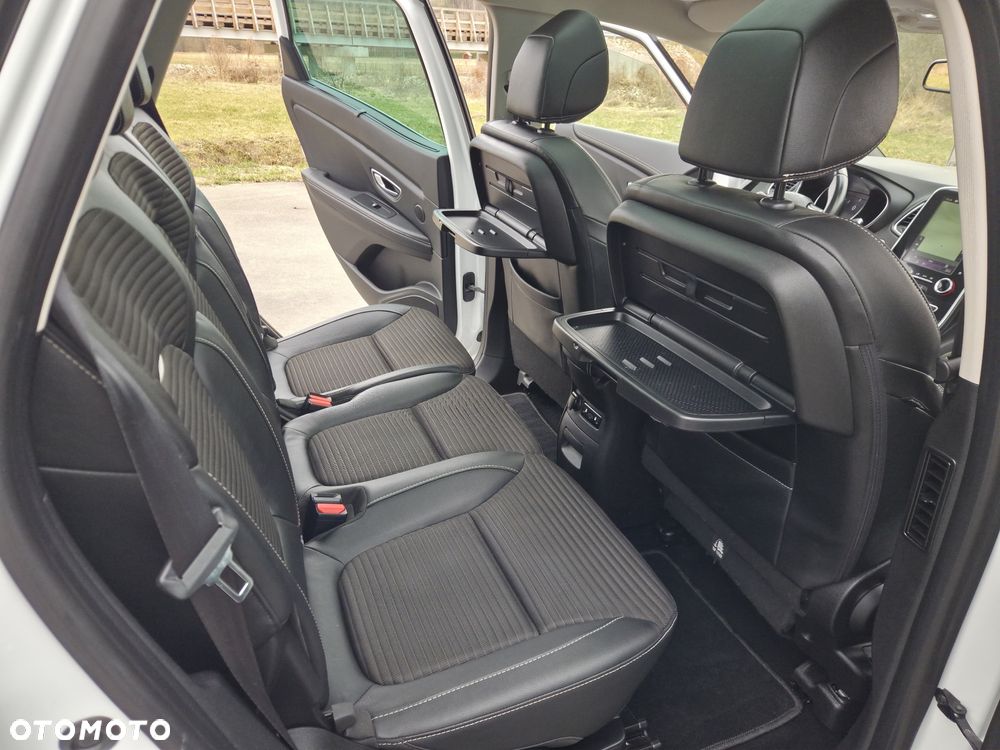 Renault Scenic BLUE dCi 120 EDC BUSINESS EDITION - 21