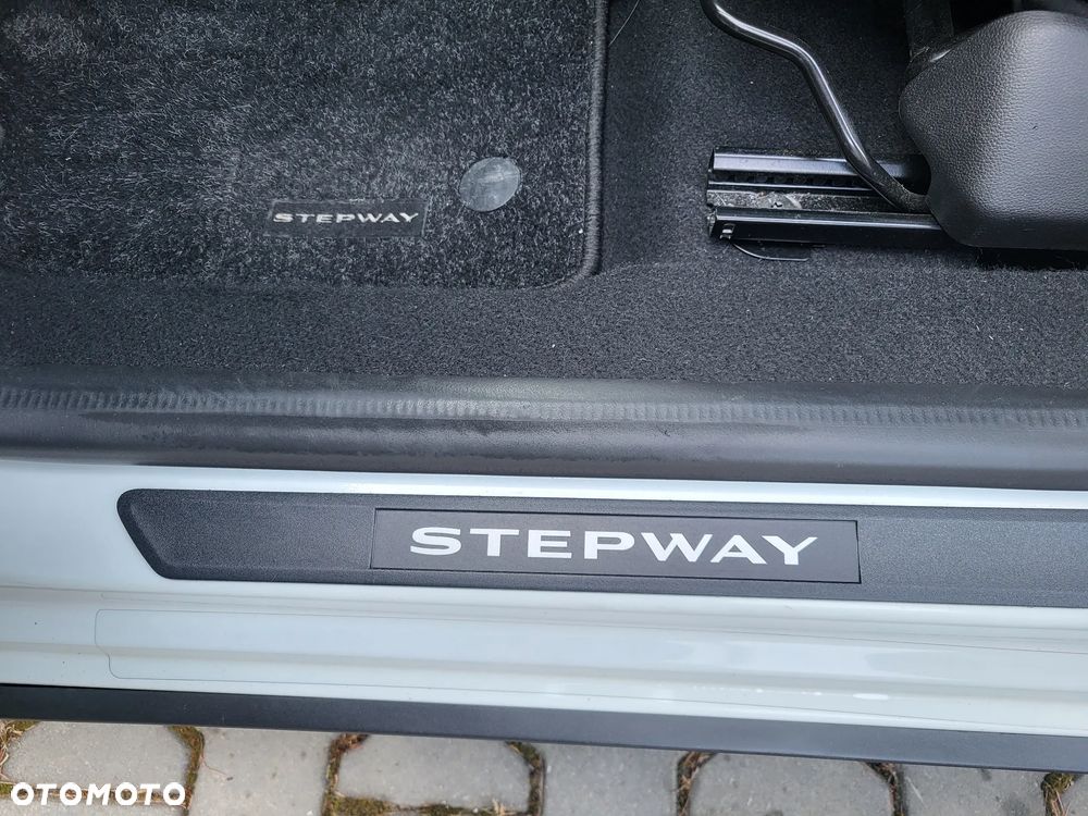 Dacia Sandero Stepway TCe 90 Essential - 16