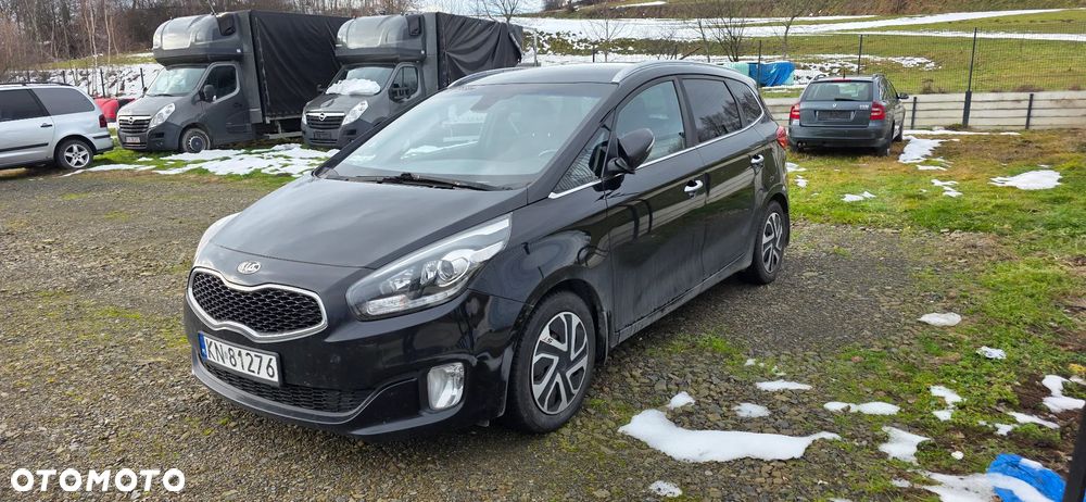Kia Carens 1.7 CRDi M - 2