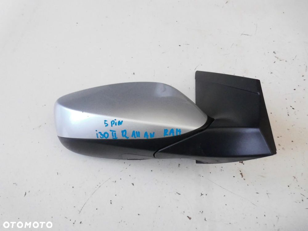 LUSTERKO HYUNDAI I30 II PRAWE PRZEDNIE 5 PINÓW SREBRNE RAH