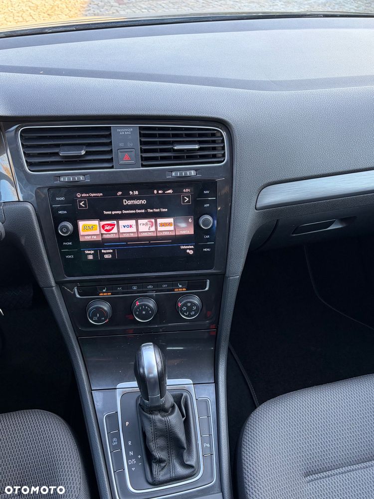 Volkswagen Golf Variant 1.6 TDI (BlueMotion Technology) DSG Comfortline - 20