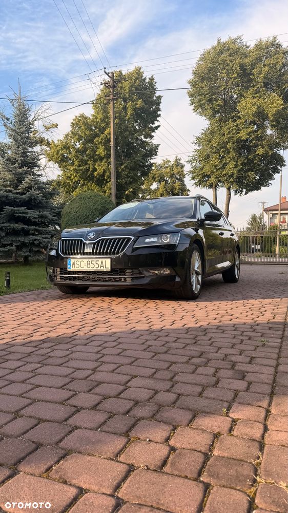 Skoda Superb 2.0 TDI SCR Style DSG - 1