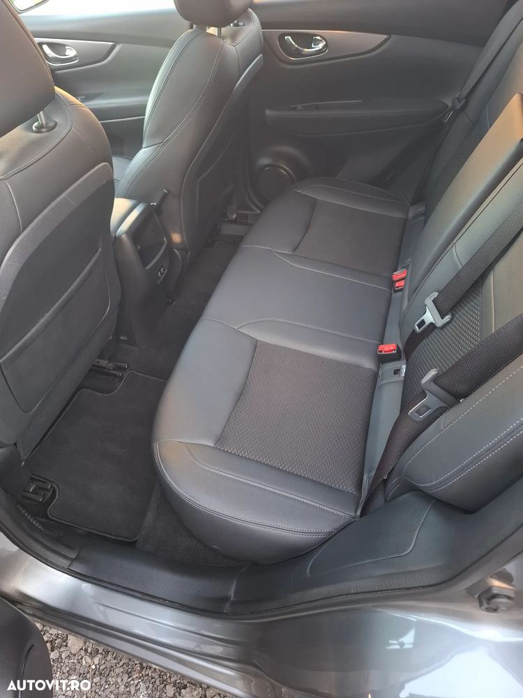 Nissan Qashqai 1.3 DIG-T TEKNA - 11