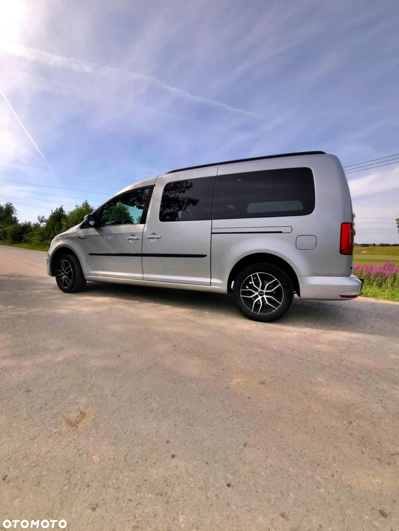 Volkswagen Caddy 2.0 TDI Trendline DSG - 3