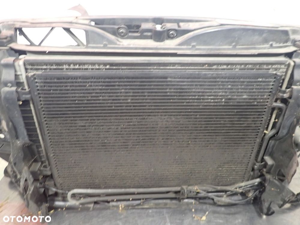 PAS PRZEDNI AUDI A4 B6 - 4