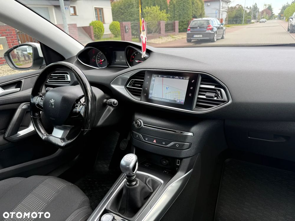Peugeot 308 - 6
