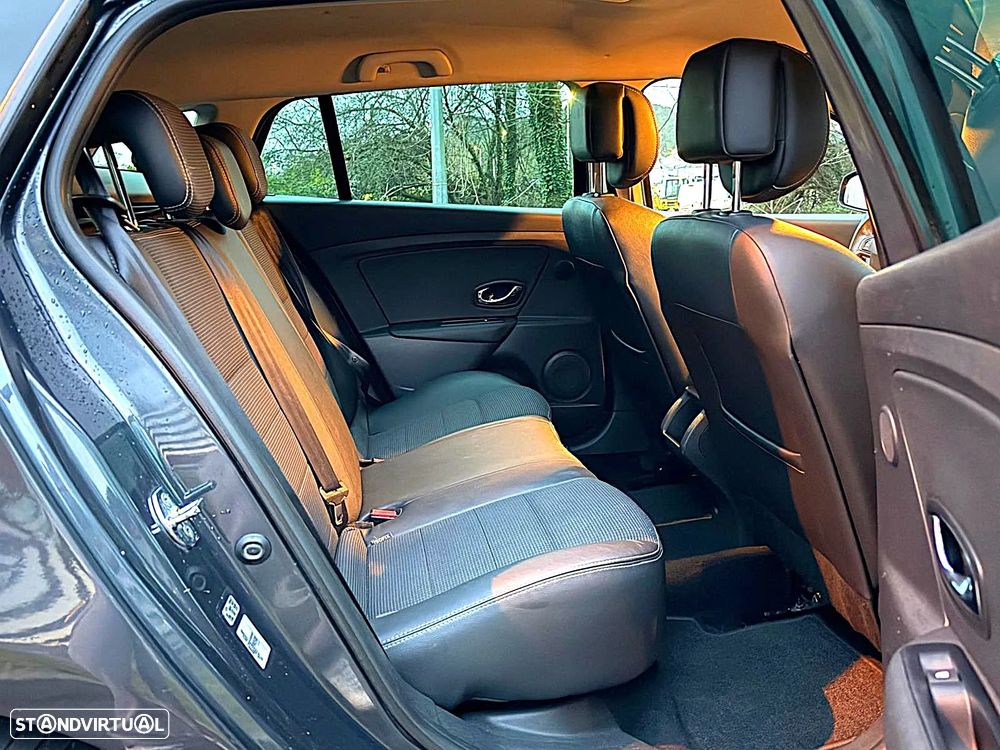 Renault Mégane Sport Tourer 1.5 dCi GT Line SS - 16