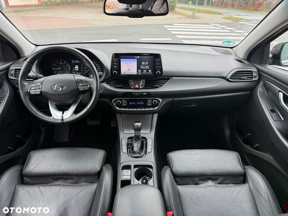 Hyundai i30 1.4 T-GDI DCT Premium - 8