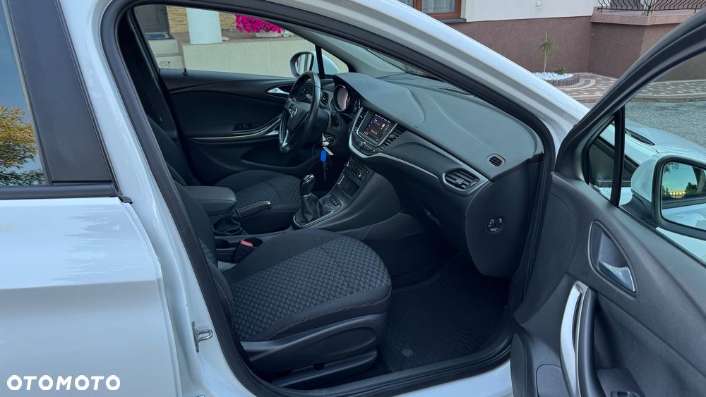Opel Astra - 22