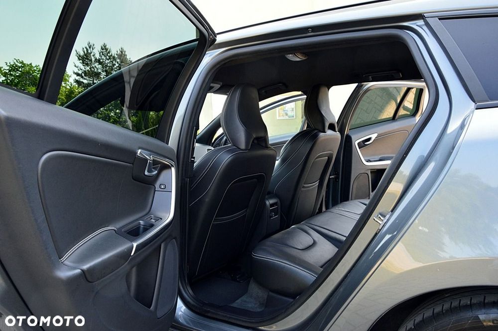 Volvo V60 - 23