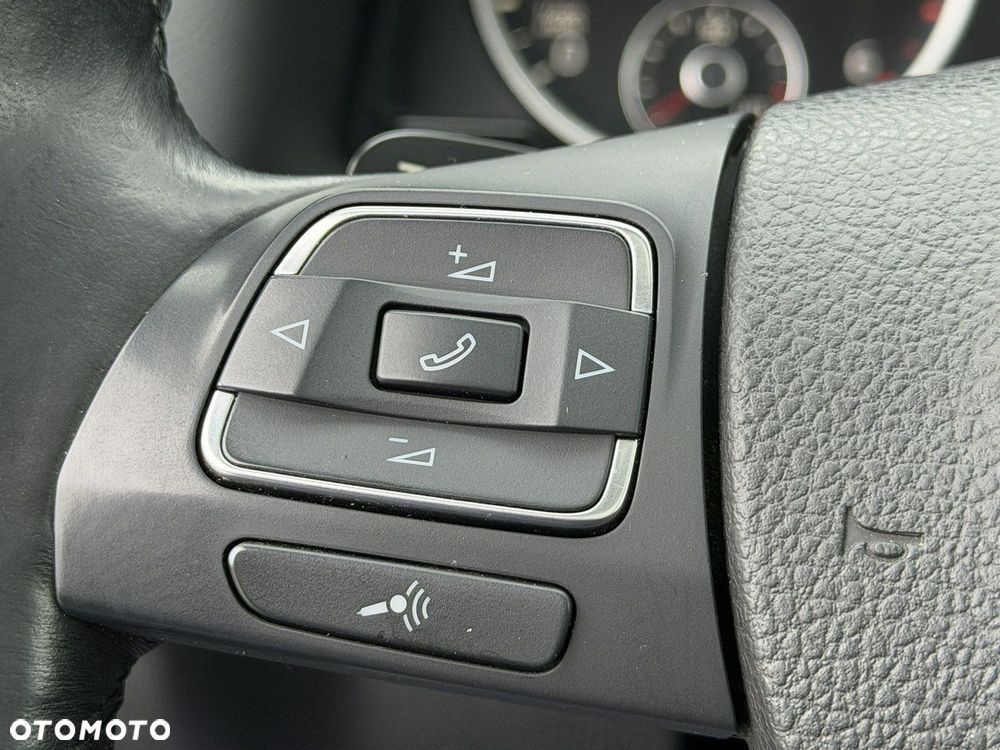 Volkswagen Tiguan 2.0 TDI DPF 4Motion BlueMotion Technology DSG Exclusive - 23