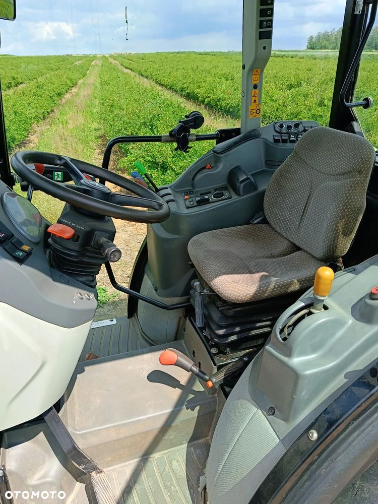 Claas Nexos - 6