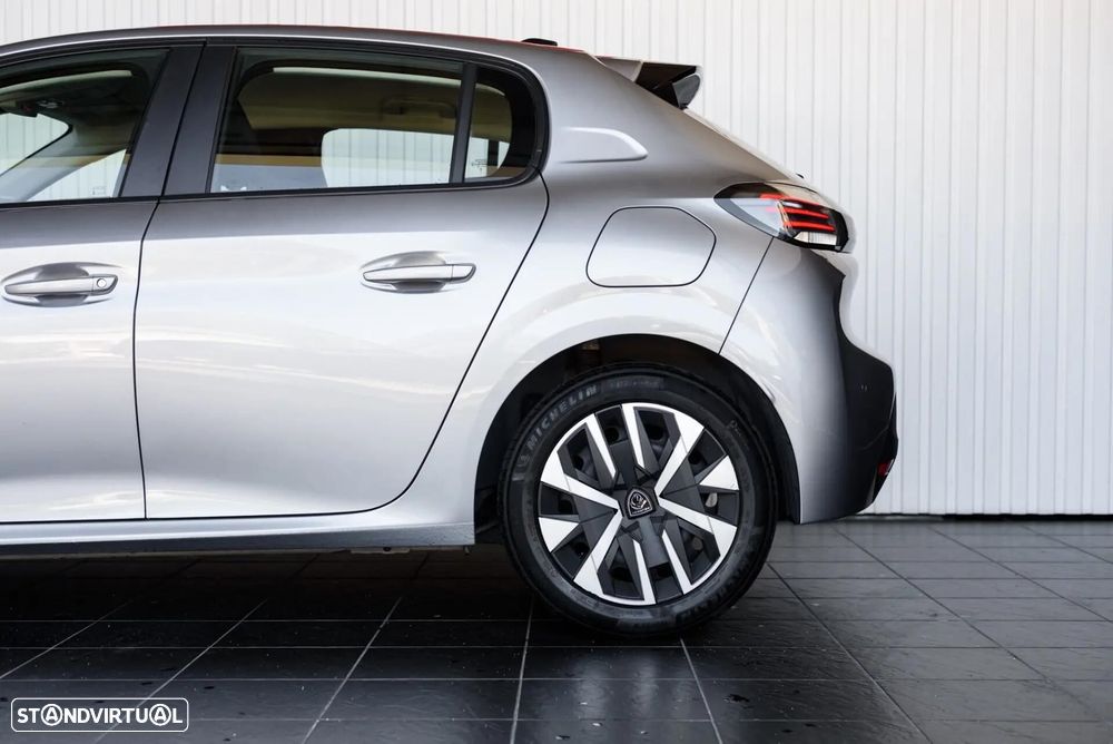 Peugeot 208 1.2 PureTech Active - 11
