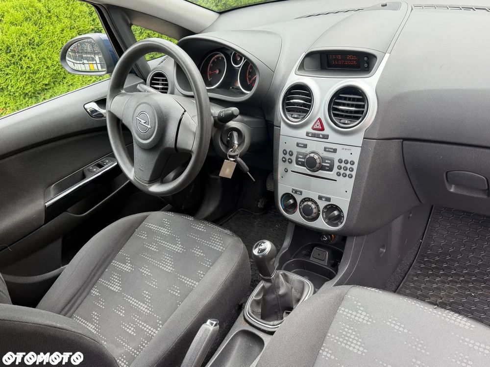 Opel Corsa 1.4 16V Edition - 6