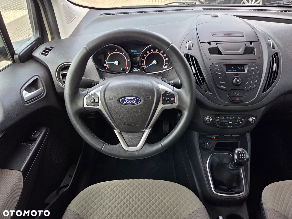 Ford Tourneo Courier 1.5 TDCi Ambiente - 21